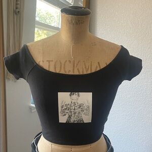 Black Graphic Crop Top